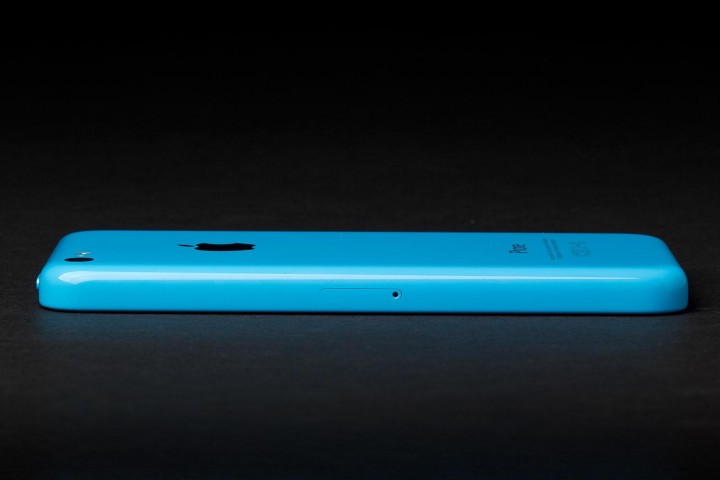 apple-iphone-5c-side-right-1500x1000.jpg