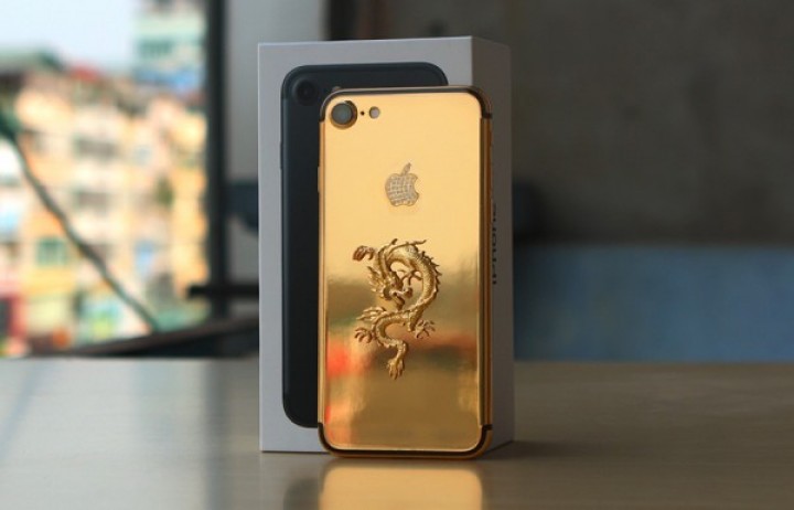 gold-iphone-7-plus-3.jpg