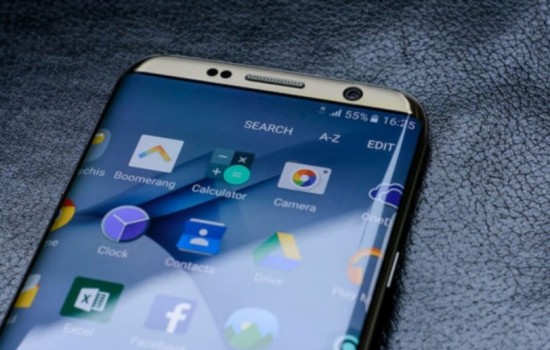 Виртуальный ассистент Bixby на Samsung S8 будет понимать 8 языков