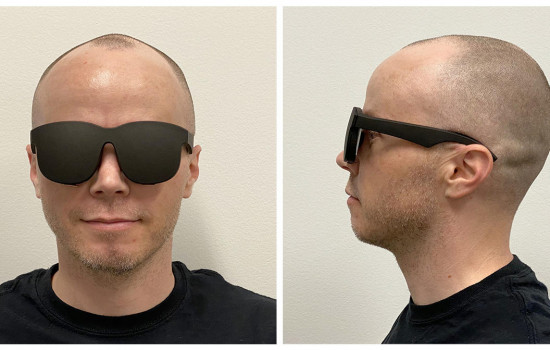 Facebook показал VR-гарнитуру размером с солнцезащитные очки  