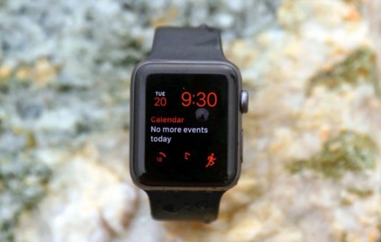Apple продлевает гарантию Apple Watch еще на три года