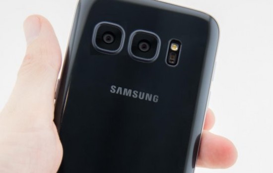 В Galaxy S8 будет двойная камера и сканер радужной оболочки глаза