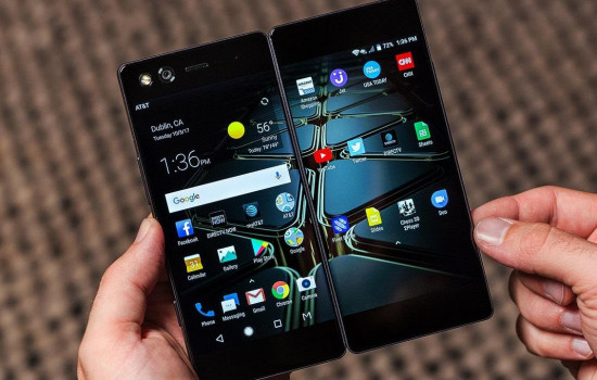 LG G8 сможет превращаться в планшет с помощью дополнительного дисплея
