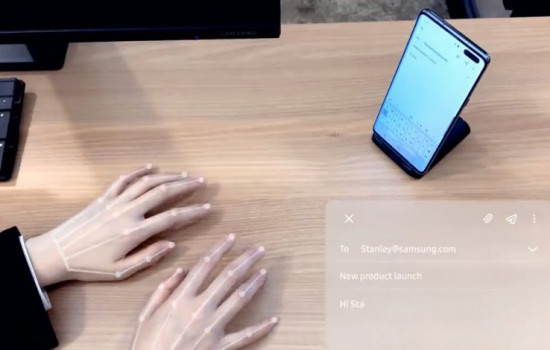 Samsung представил невидимую клавиатуру для смартфона