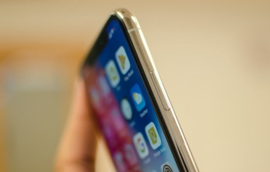 Секреты раскрылись: iPhone X имеет две батареи и две материнские платы