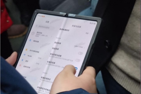 Складной смартфон Xiaomi прошёл сертификацию