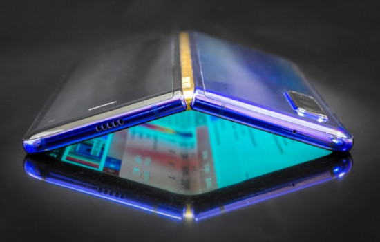 Galaxy Z Flip предложит 8-дюймовый дисплей, мощную камеру и стилус 