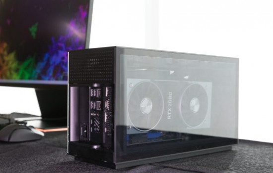 Razer представил свой первый игровой ПК – компактный модульный компьютер 