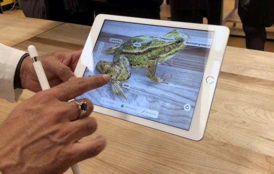 Apple представил новый недорогой iPad с поддержкой стилуса 