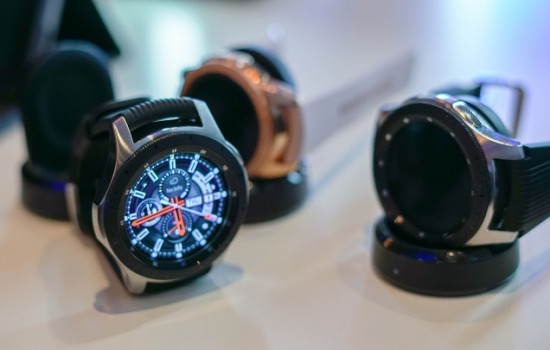 Samsung представил смарт-часы Galaxy Watch и умную колонку Galaxy Home