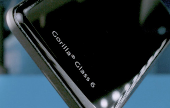 Gorilla Glass 6 защитит смартфон от 15 падений