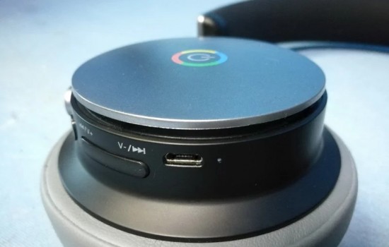 Google готовит беспроводные шумоподавляющие наушники