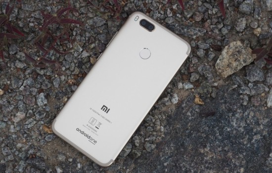 Xiaomi и Google представили смартфон Mi A1 на Android One