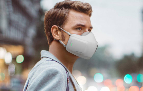 LG разработал электронную маску-очиститель воздуха