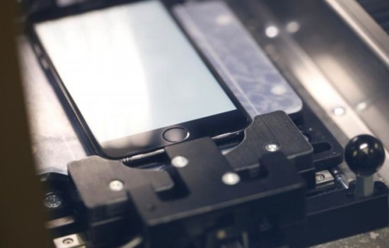 Секретная машина Apple упростит ремонт дисплеев iPhone 