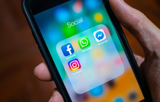 Facebook меняет название Instagram и WhatsApp