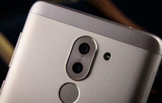 Huawei выпустил недорогой смартфон с двойной камерой за $150