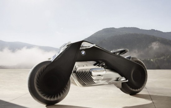 BMW представил прототип электрического мотоцикла, управляемого глазами