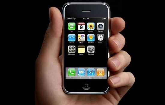 Сегодня iPhone исполняется 10 лет