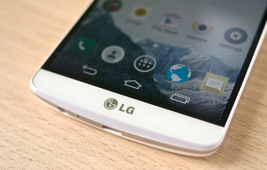 LG работает над растягиваемым смартфоном