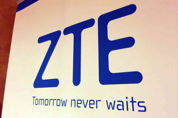 Неанонсированный ZTE Blade 20 Pro 5G появился на живых фото