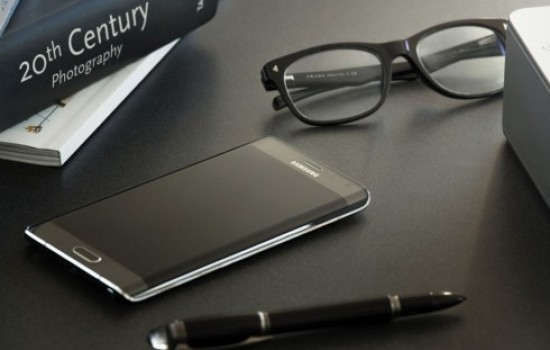Samsung Galaxy Note Edge: что-то новенькое