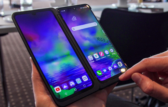 LG разрабатывает смартфоны с «вау-функциями»