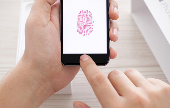 Apple тестирует вход в iCloud с помощью сканирования лица и пальцев
