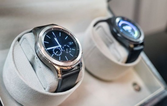 Samsung представил смарт-часы Gear S3