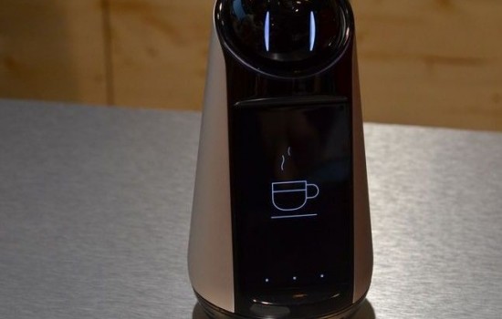 Домашний робот Sony заказывает кофе интересным образом