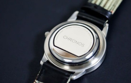 Chronos превращает аналоговые часы в смарт-часы
