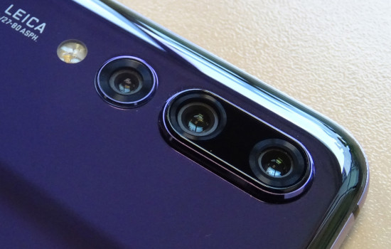 Новый смартфон Huawei сможет снимать трехмерные фотографии