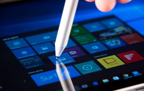 Microsoft Surface Phone получит гибкий дисплей и стилус