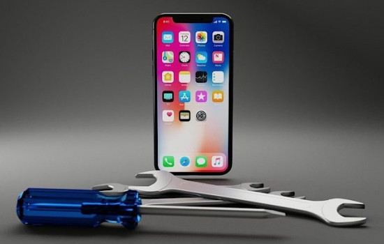 Apple: ремонт iPhone приносит только убытки 