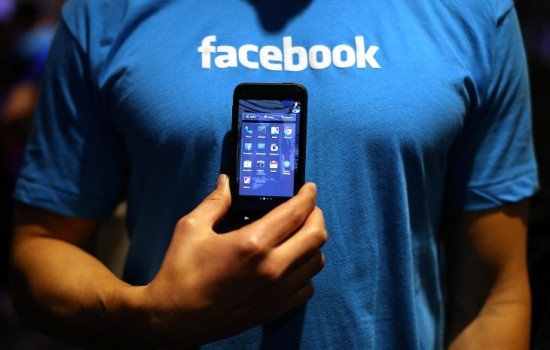 Facebook собирает данные о звонках и сообщениях пользователей