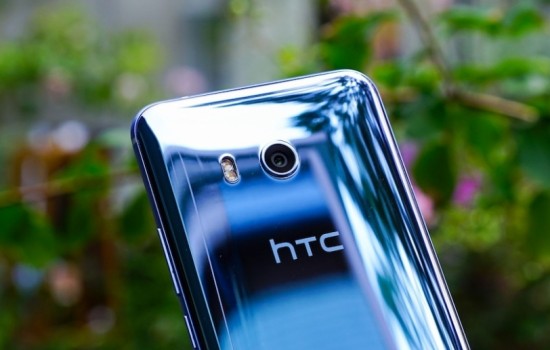 HTC U11 Life станет первым смартфоном Android One c предустановленным Android 8.0