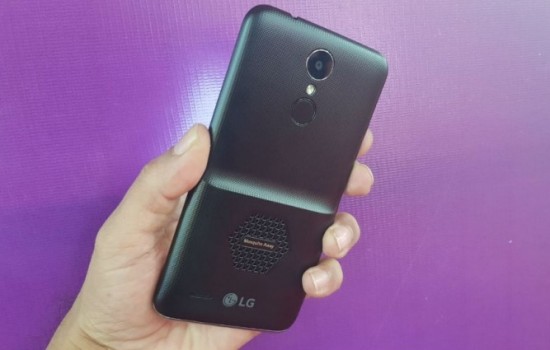 Новый смартфон LG K7i отпугивает комаров
