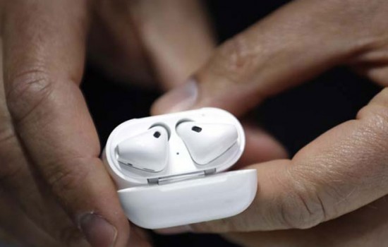 Новый чехол AirPods станет беспроводной зарядкой для iPhone