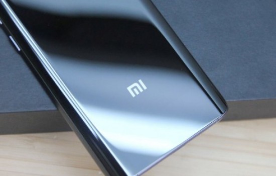 Решается вопрос с производством Xiaomi Mi5 в керамическим корпусе