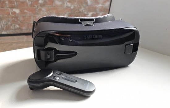 Новый Samsung Gear VR получил контроллер