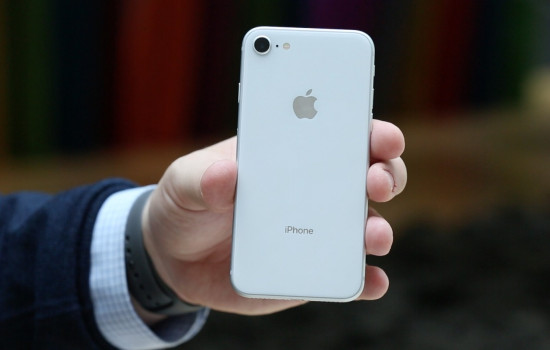 Apple может выпустить iPhone за $200
