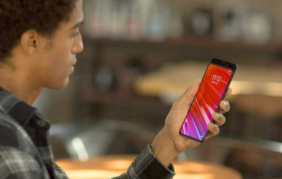 Новый смартфон Lenovo на Snapdragon 855 обогнал iPhone XS на тестах