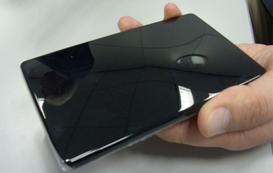 Motorola разрабатывает самовосстанавливающийся смартфон