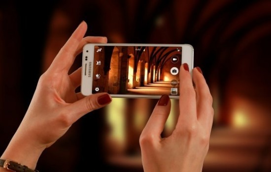 На смартфонах могут появиться тончайшие камеры без объективов
