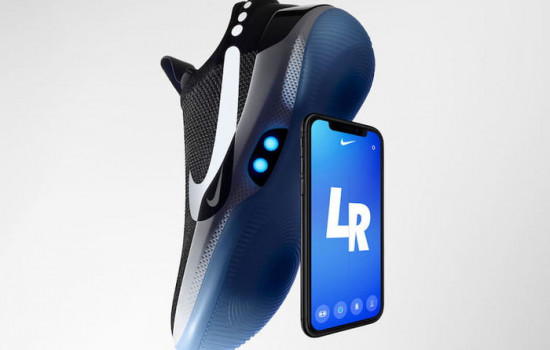 Nike представил умные кроссовки, управляемые через приложение