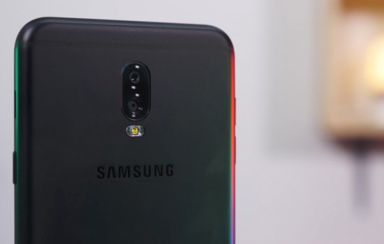 Samsung выпустил второй смартфон с двойной камерой