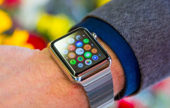 Apple продлил гарантию часов Apple Watch до трех лет