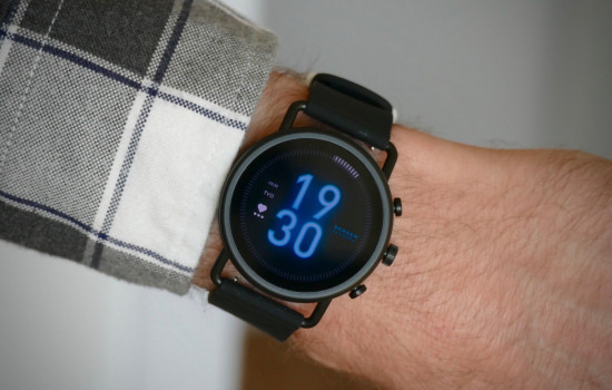Смарт-часы на Wear OS станут в два раза быстрее