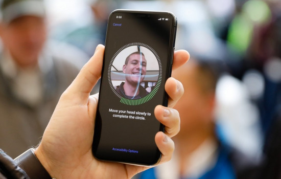 Face ID ненадежен – полицейские без труда разблокировали iPhone задержанного