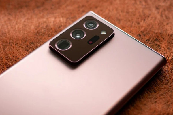 Революционная камера от Samsung: когда ждем 600 Мп?